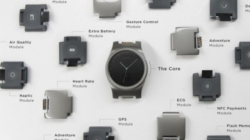 BLOCKS  intelligence clock operates its own  The world's first watch